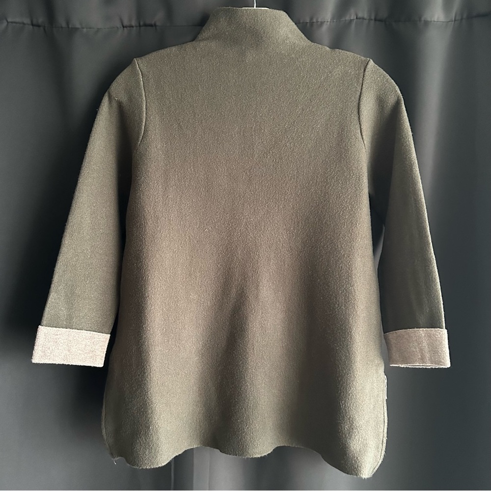 Tahari Moss Green Mock-neck sweater
